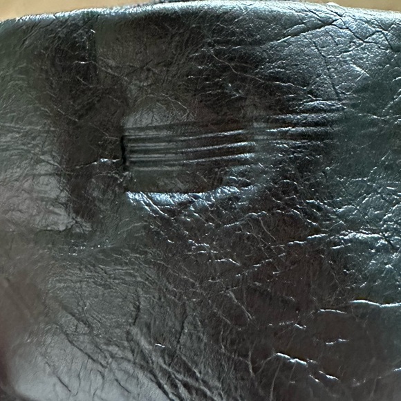 Black Pencil Skirt with Leather-like Side Panels and Zipper Details. Size M. - Picture 9 of 9